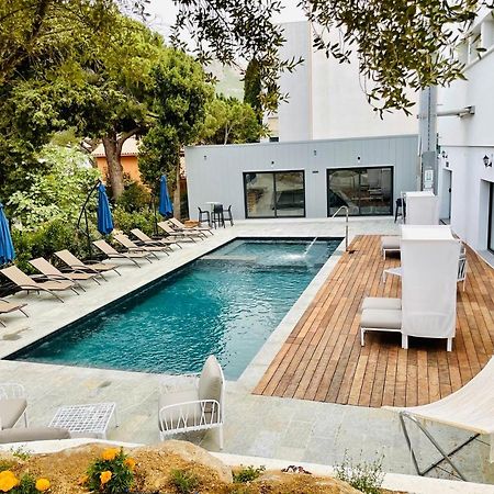 Best Western Hotel Casa Bianca, Piscine Interieure Et Exterieure Καλβί Εξωτερικό φωτογραφία