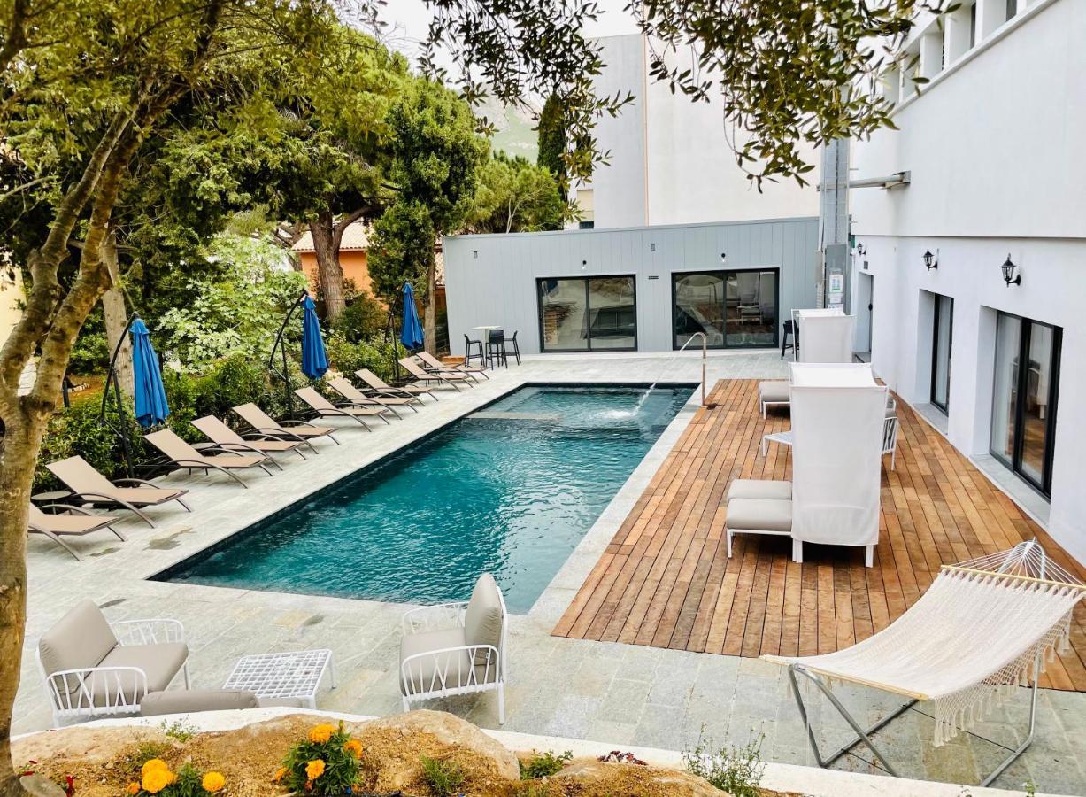 Best Western Hotel Casa Bianca, Piscine Interieure Et Exterieure Καλβί Εξωτερικό φωτογραφία