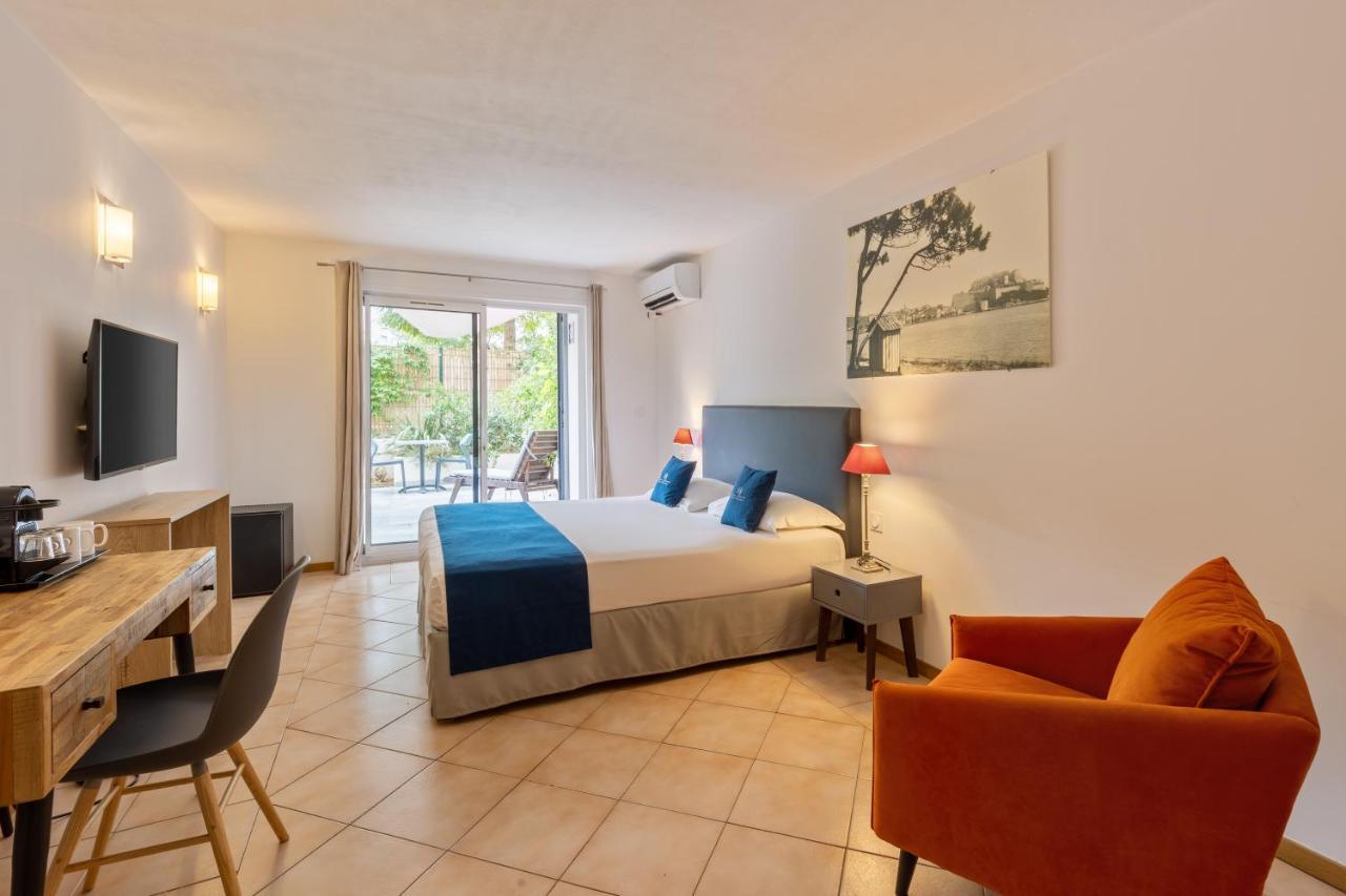 Best Western Hotel Casa Bianca, Piscine Interieure Et Exterieure Καλβί Εξωτερικό φωτογραφία