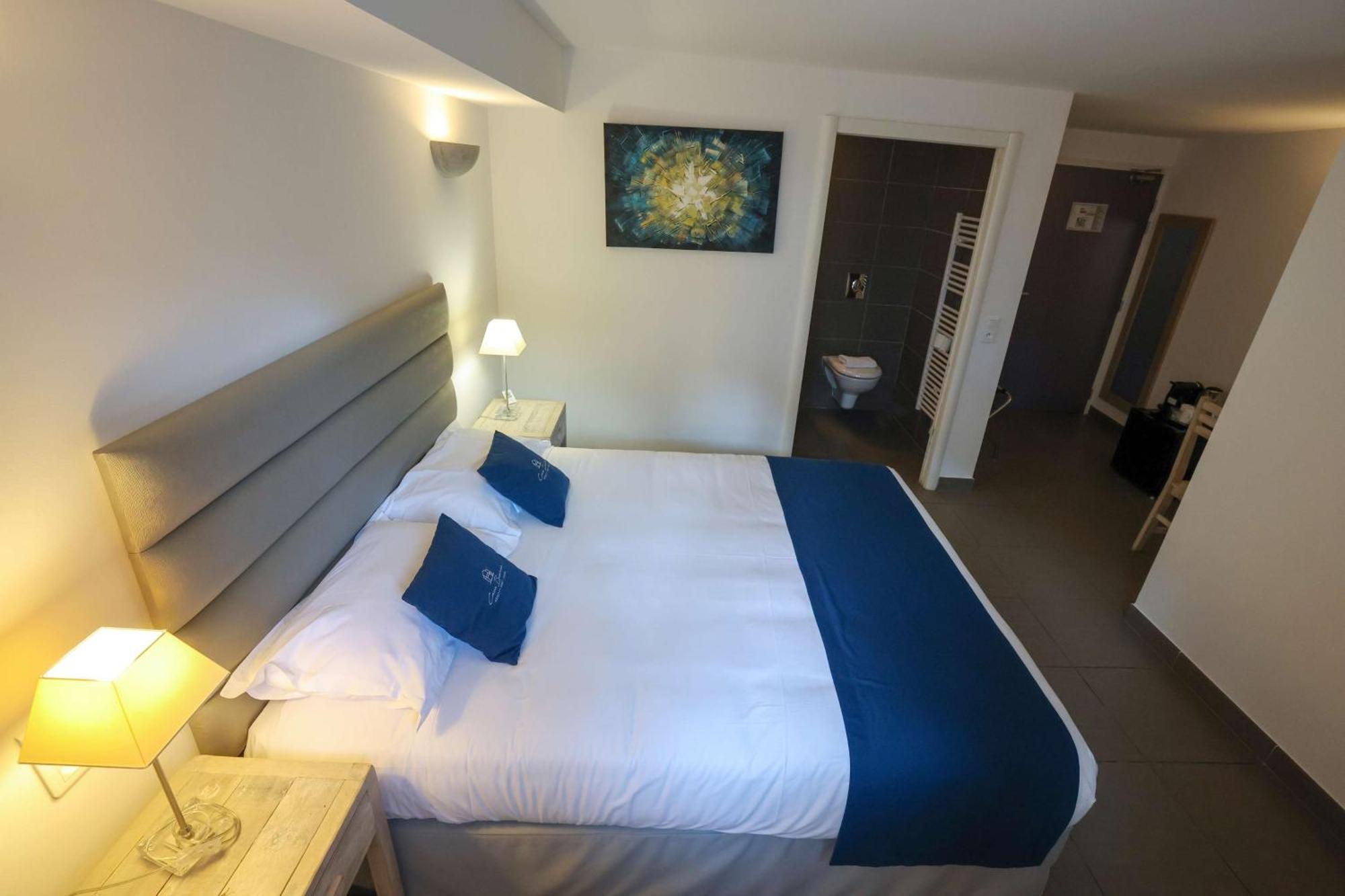 Best Western Hotel Casa Bianca, Piscine Interieure Et Exterieure Καλβί Εξωτερικό φωτογραφία